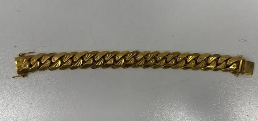 Man arrested four hours after stealing gold bracelet worth $10,000